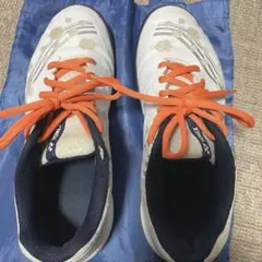 バドミントンシューズ
