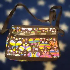 5月10日のみ　値下げ　Lesportsac カラフル蝶柄 ショルダーバッグ