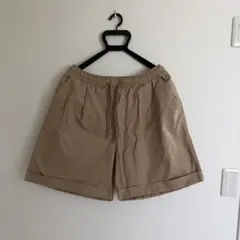 ベージュ ショートパンツ ハーフパンツのサムネイル