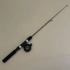 62cm コンパクトロッド　リール付き　短竿　黒　ブラック　穴釣り　ワカサギのサムネイル