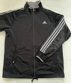 adidas トラックジャケット　ジップアップジャケット　ジャージ 黒　グレー