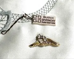 2026年最新】givenchy ブローチの人気アイテム - メルカリ