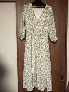 SALE⭐︎URBAN RESEARCH⭐︎花柄シフォンワンピース