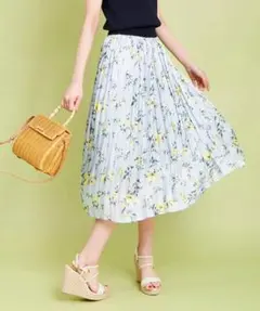 トランテアンソンドゥモード スカート　36 水色　花柄