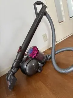 【ジャンク品】Dyson キャニスター掃除機DC48 レッド赤のサムネイル