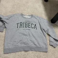 TRIBECA ロゴ スウェット グレー