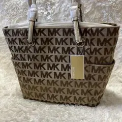 【新品未使用】マイケルコース　トートバッグ　シグネチャ　JET SET チャーム