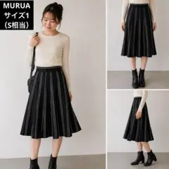 美品　MURUA ストライプ　フレアスカート S 黒 白 モード　しっかり素材のサムネイル