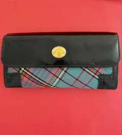 VivienneWestwood マックマラタータン　長財布