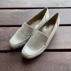 BENEBIS ローファー シャンパンゴールド 23.5cmのサムネイル