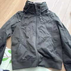 フルジップ　ジャケット　Amorte