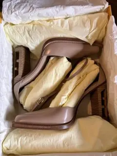 【新品未使用】希少　FENDI プロムナードパンプス ウィメンズ デザイナーズ パンプス | FENDI JP