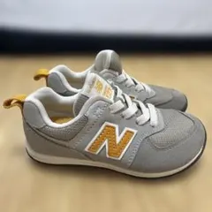 New Balance グレー/イエロー スニーカー　15.5cm