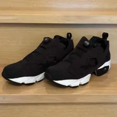 ポンプフューリー　ブラック