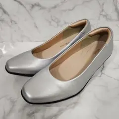 未使用　RECONTIdesign　リコンティデザイン　シルバーパンプス　4E