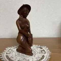 アジアン雑貨　置き物￼　インドネシア　バリ島　木製　女性像　木彫り　オブジェ