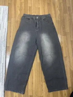 ダークグレー ワイドレッグデニム