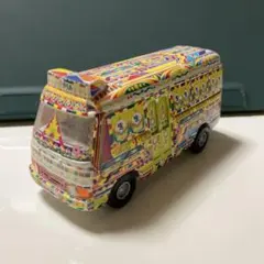 PIA カラフルミニバス　手のひらサイズ