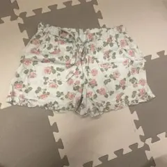 送料込❗️チュチュアンナ　tutuanna 花柄ショートパンツ M〜L