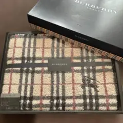 BURBERRY LONDON バスタオル　ベージュ　ノバチェック　箱付のサムネイル