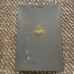 ジャック・ノエル（Jacques Noël）というブランドの置時計です