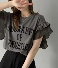 mily bilet ダブルフリル袖カレッジライクロゴゆるTシャツのサムネイル