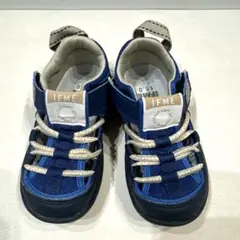 Item thumbnail for item 4f6f4569-2d08-4248-a6d7-8dad18ec2e5d