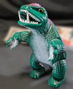 昭和ガメラ（日東復刻・マルサン）ヘッダー・外袋付 ソフビフィギュアのサムネイル
