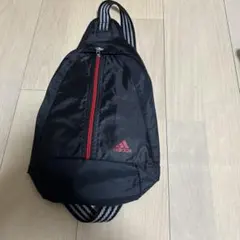 未使用品アディダス　ワンショルダーバッグ　スリングバッグ　adidas