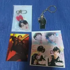 BTS JUNGKOOK アクリルキーホルダー ＆ ステッカー セット グク