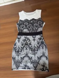 レース模様タイトドレス ホワイト・ブラック