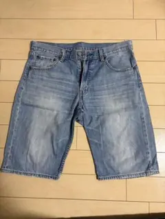 Levi's ライトブルー デニムショートパンツ　503