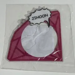 TREASURE WONDERLAND カプセルトイ ジフン