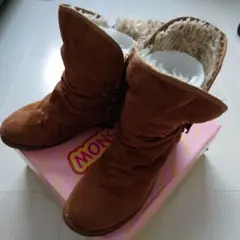 ブラウン スエード調 ムートンブーツ　リボン