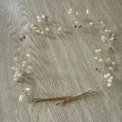 パールとクリスタルのヘッドアクセサリー