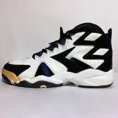 ランニングシューズ スニーカー