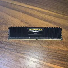 CMK16GX4M1A2666C16 [DDR4 PC4-21300 16GB]