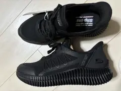 SKECHERS Slip-Ins ブラック スニーカー　新品
