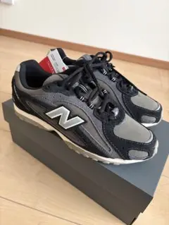 ニューバランス　204L ネイビー　ブラック