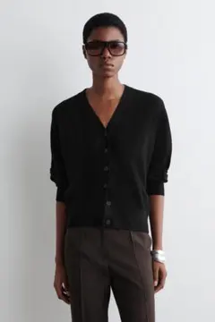 【希少】COS ニットカーディガン　ブラック　XS 2025年最新】COS レディース カーディガン・ボレロ・アンサンブルの