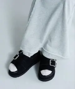 JEANASIS パファーボリュームサンダルのサムネイル