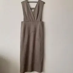 ベージュ Vネックバッククロス サロペット 03/L