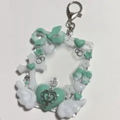 【最終値下げ‼️】トレカケース レジンデコ エメラルドグリーン×白 推し活