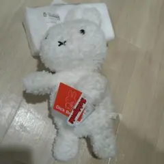 ミッフィー ぬいぐるみ ホワイト