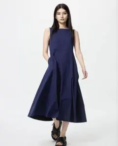 【美品】ウルトラストレッチエアリズムワンピース Mサイズ ネイビー