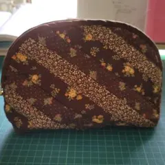 ハンドメイドパッチワークポーチ