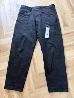 希少　25AW COMOLI コモリ　ブラックデニムテーパードパンツ　サイズ3のサムネイル