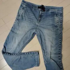 GRAMICCIライトブルー ストレートレッグデニム