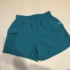 PUMA ショートパンツ スポーツウェア　Mサイズ