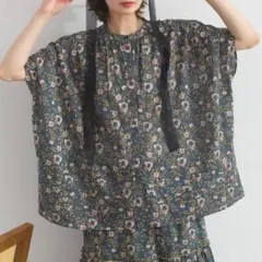 新品】EDITON / TOMORROWLAND ペイズリーブラウス 半袖 - メルカリ